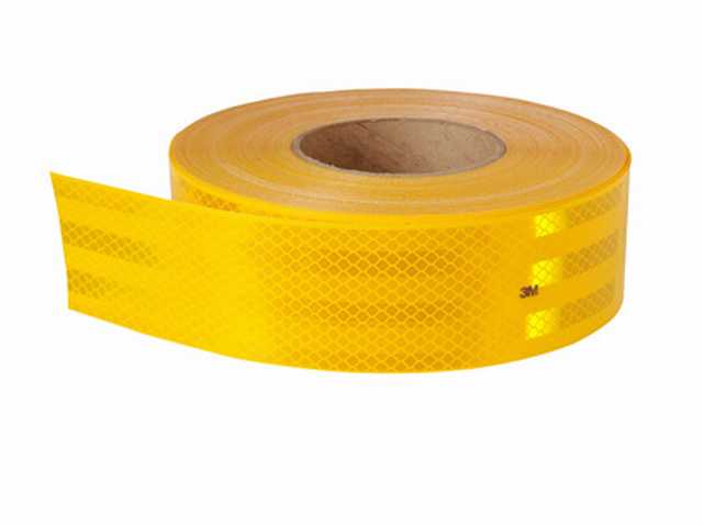 Rollo cinta reflectiva amarilla 45.7 mts. x 5 cm