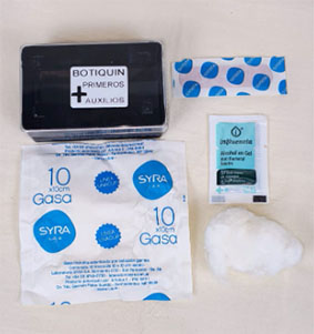 Botiquin 4 elementos gasa alcohol curita algodon